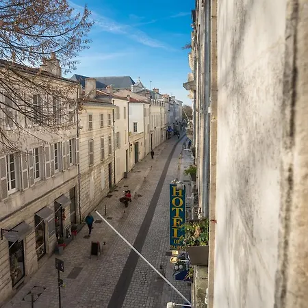Szálloda De Paris 2*